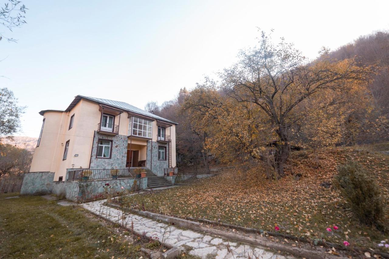 Popock Dilijan 2 Bed & Breakfast Ngoại thất bức ảnh
